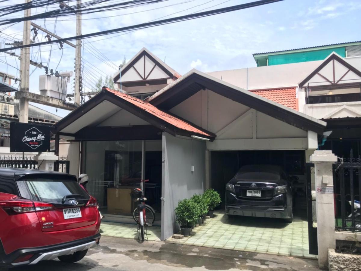 Отель The Chiang Mai Walkers Экстерьер фото